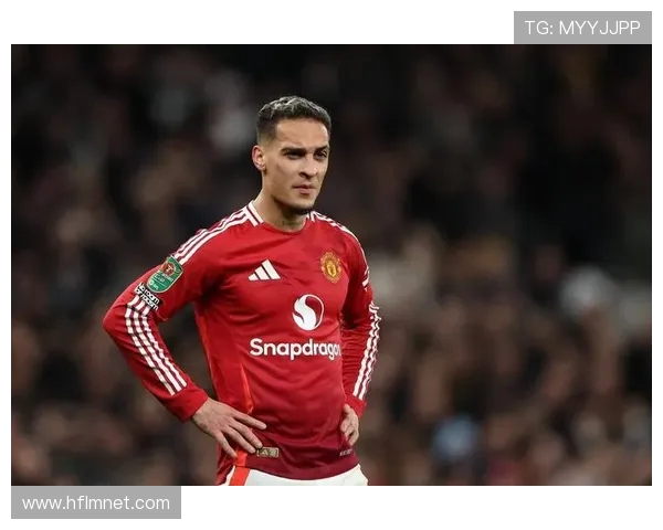 西媒称安东尼可能会考虑欧冠球队报价并接受正式邀请